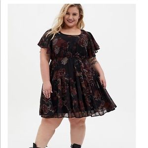 Black flower skater dress